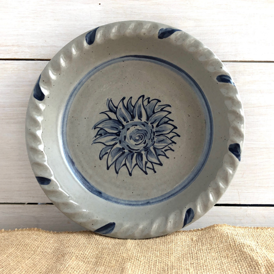 Sunflower Pie Plate - Rowe Pottery